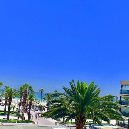 Formentor Beach primera linea de playa Apartamento Salou Exterior foto